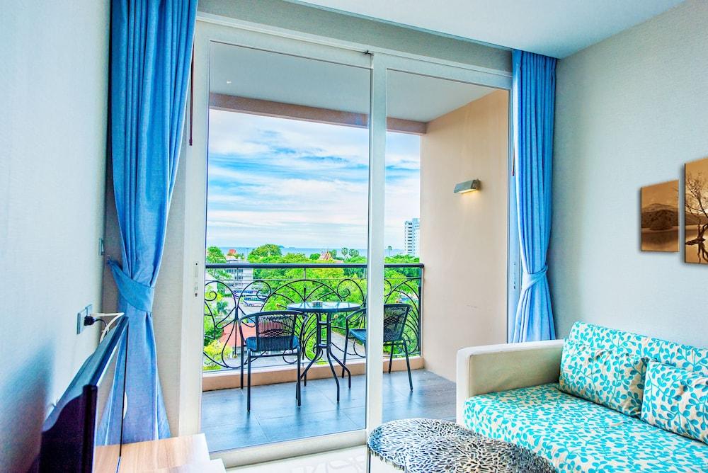Atlantis Condo Resort Pantai Jomtien Bagian luar foto