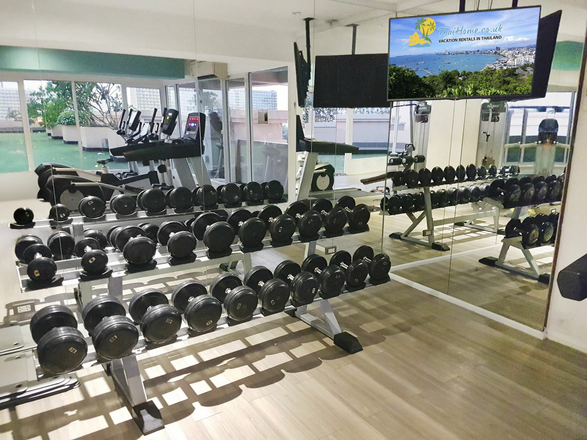 Atlantis Condo Resort Pantai Jomtien Bagian luar foto